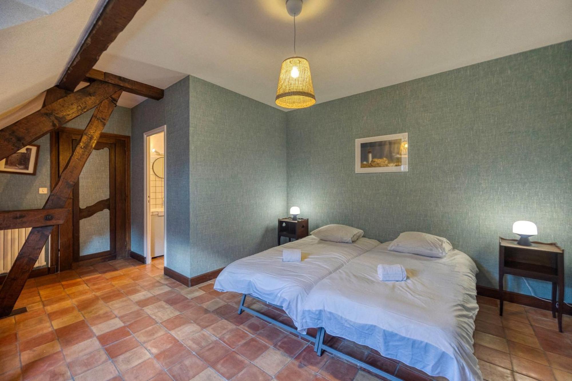 #Hp La Maison Des Lilas Large Family House Sleeps 12 Garden Seyssins Bagian luar foto