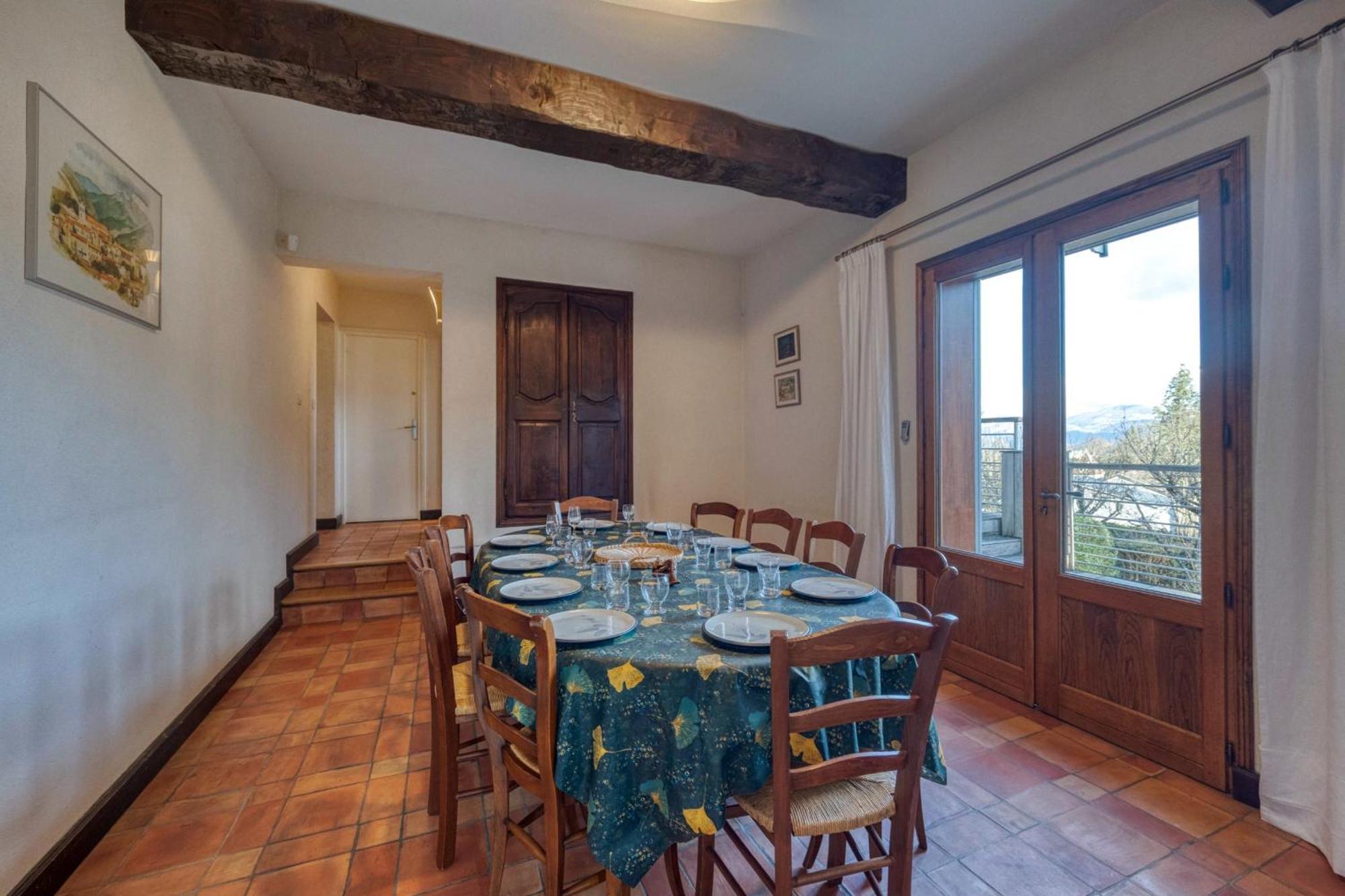 #Hp La Maison Des Lilas Large Family House Sleeps 12 Garden Seyssins Bagian luar foto