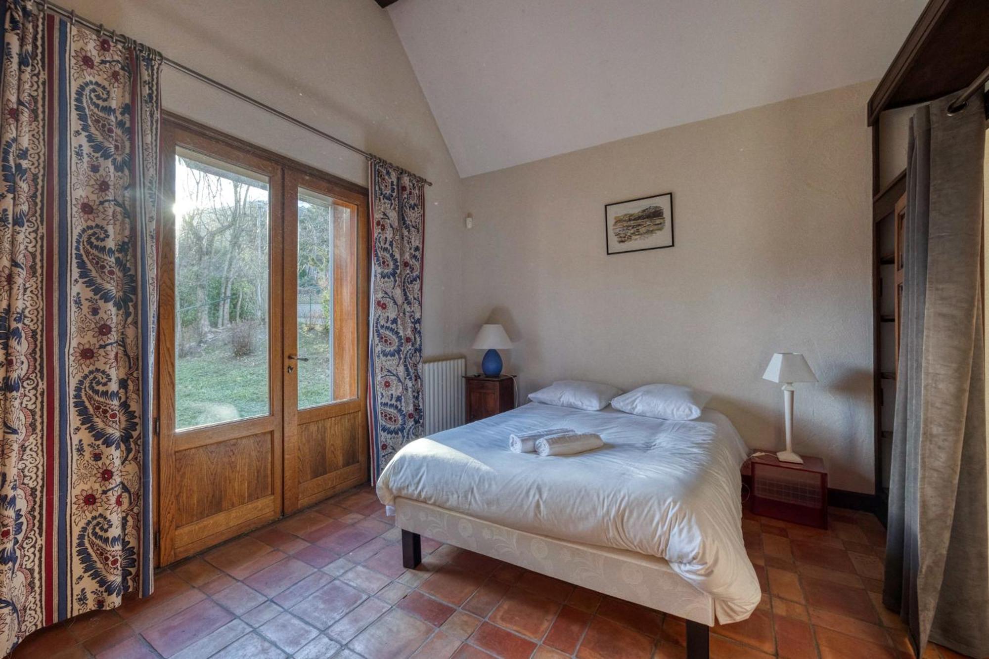 #Hp La Maison Des Lilas Large Family House Sleeps 12 Garden Seyssins Bagian luar foto