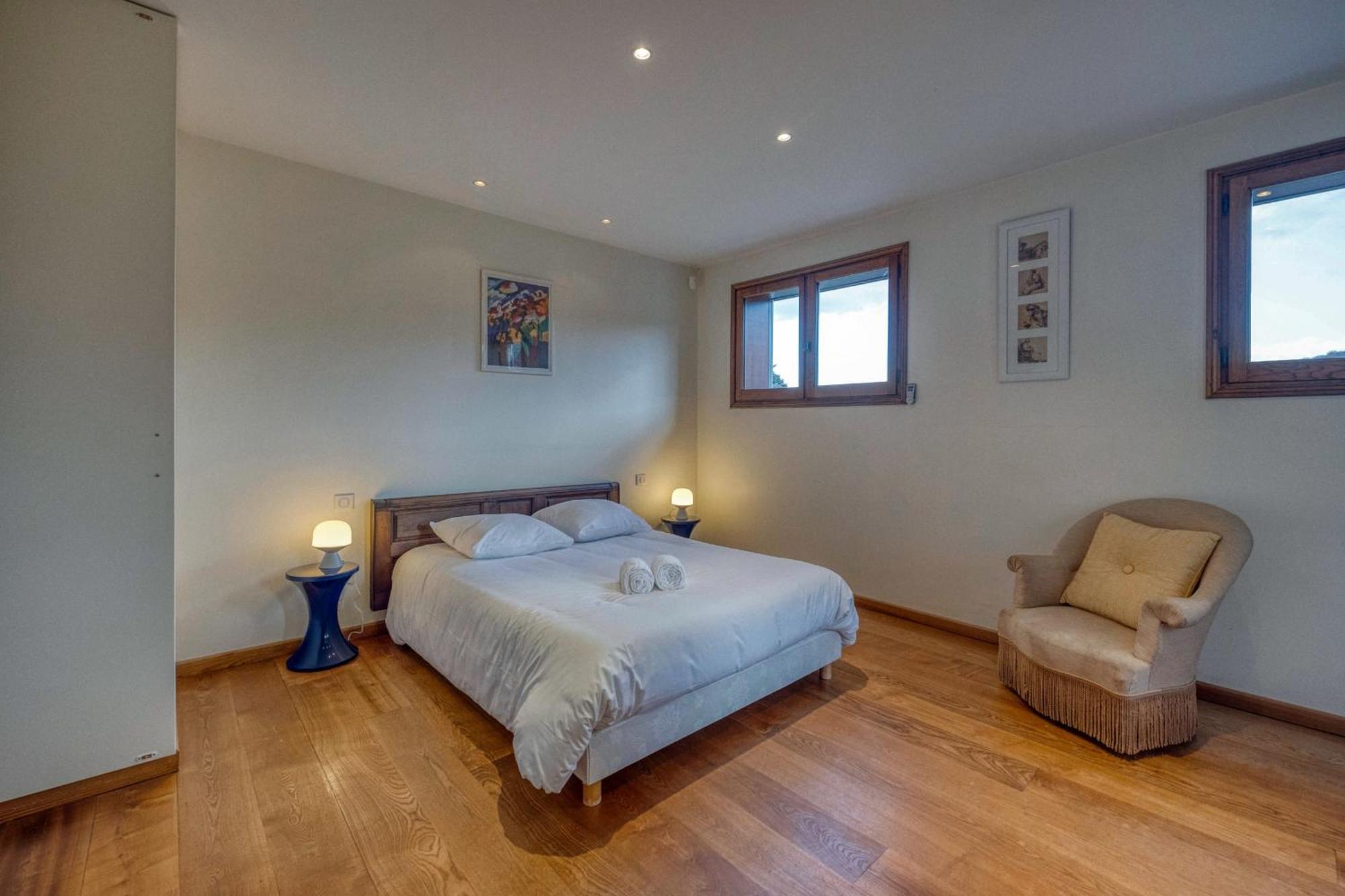 #Hp La Maison Des Lilas Large Family House Sleeps 12 Garden Seyssins Bagian luar foto