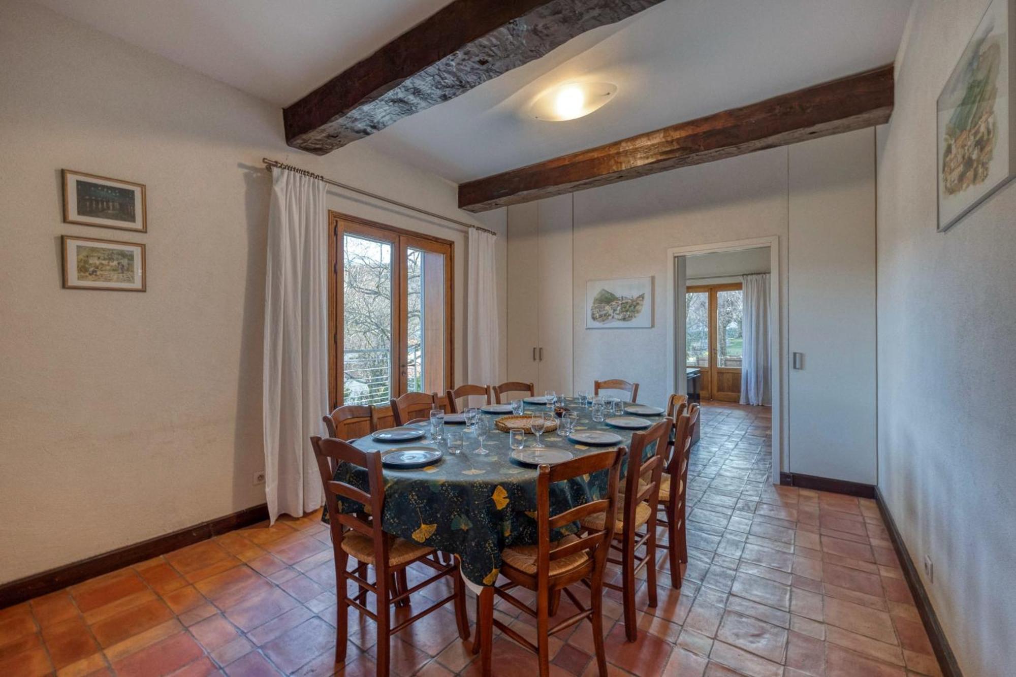 #Hp La Maison Des Lilas Large Family House Sleeps 12 Garden Seyssins Bagian luar foto